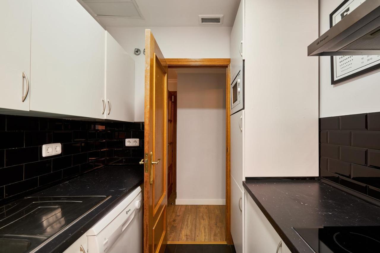 Conde Duque St Apartment Madrid Bagian luar foto
